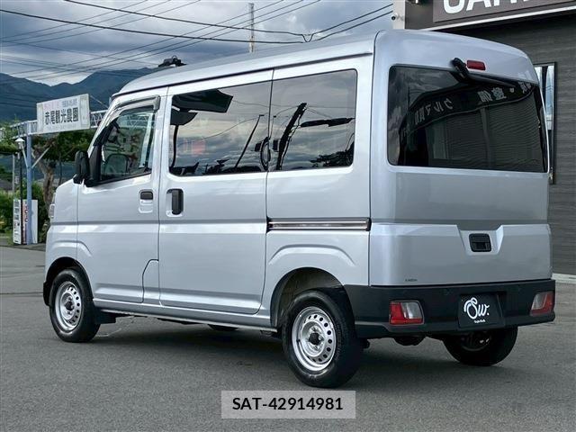 Daihatsu HIJET CARGO 2022-05 7392341-6
