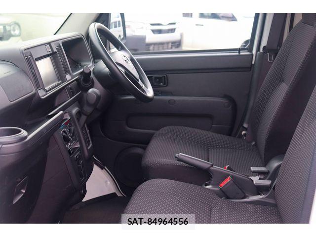 Daihatsu HIJET CARGO 2022-04 7392339-18