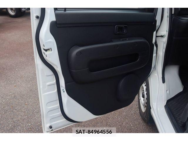 Daihatsu HIJET CARGO 2022-04 7392339-26