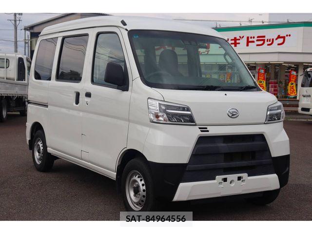 Daihatsu HIJET CARGO 2022-04 7392339-6
