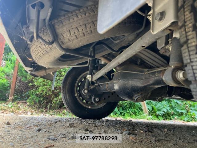 Daihatsu HIJET CARGO 2015-12 7392343-11