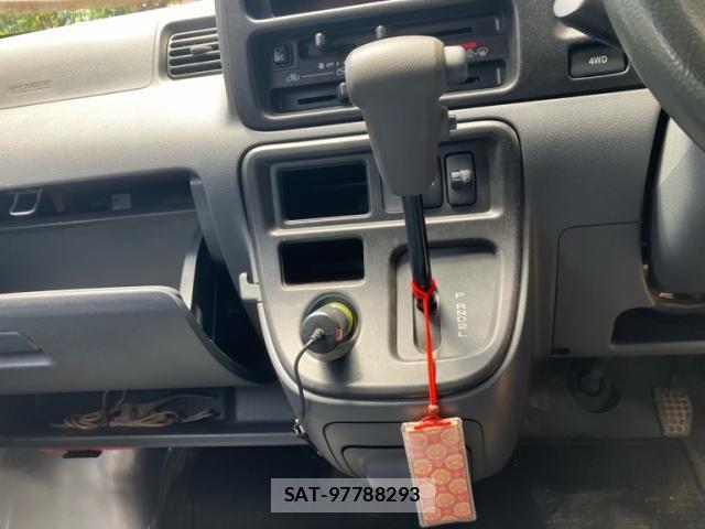 Daihatsu HIJET CARGO 2015-12 7392343-22
