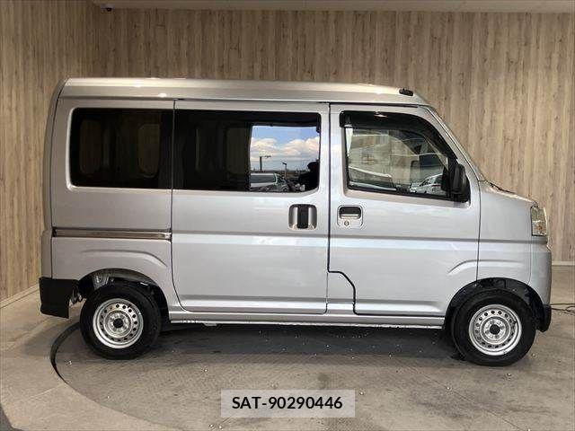 Daihatsu HIJET CARGO 2023-11 7500861-11