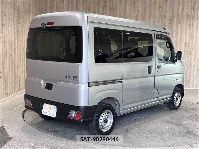 Daihatsu HIJET CARGO 2023-11 7500861-12