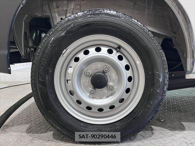 Daihatsu HIJET CARGO 2023-11 7500861-20