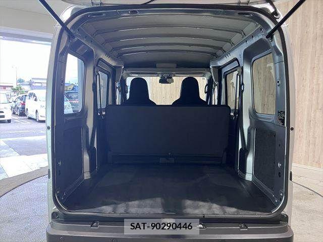 Daihatsu HIJET CARGO 2023-11 7500861-5