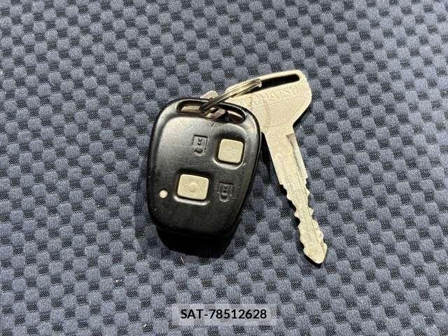 Daihatsu HIJET CARGO 2006-04 7500860-28