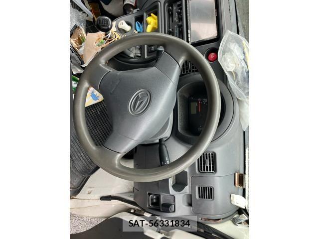 Daihatsu HIJET CARGO 2015-04 7562223-12