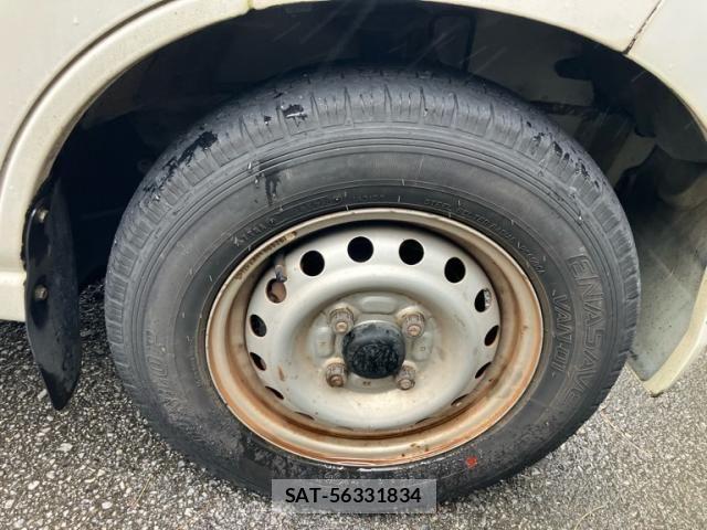Daihatsu HIJET CARGO 2015-04 7562223-4
