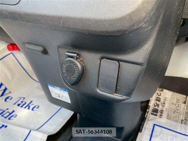 Daihatsu HIJET CARGO 2018-05 7723986-23