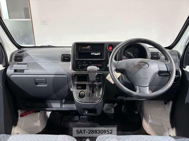 Daihatsu HIJET CARGO 2014-06 7723988-9