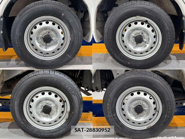 Daihatsu HIJET CARGO 2014-06 7723988-22