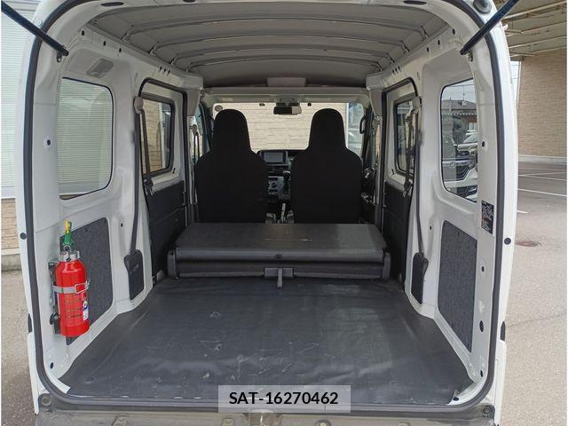 Daihatsu HIJET CARGO 2022-04 7723982-9