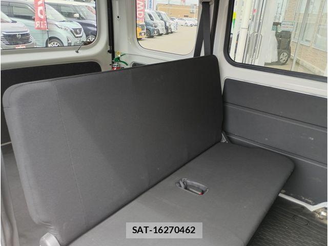 Daihatsu HIJET CARGO 2022-04 7723982-7