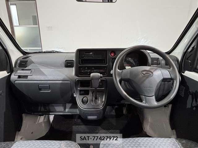 Daihatsu HIJET CARGO 2016-06 7723989-9