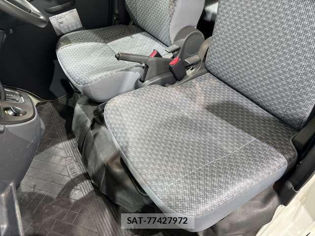 Daihatsu HIJET CARGO 2016-06 7723989-13
