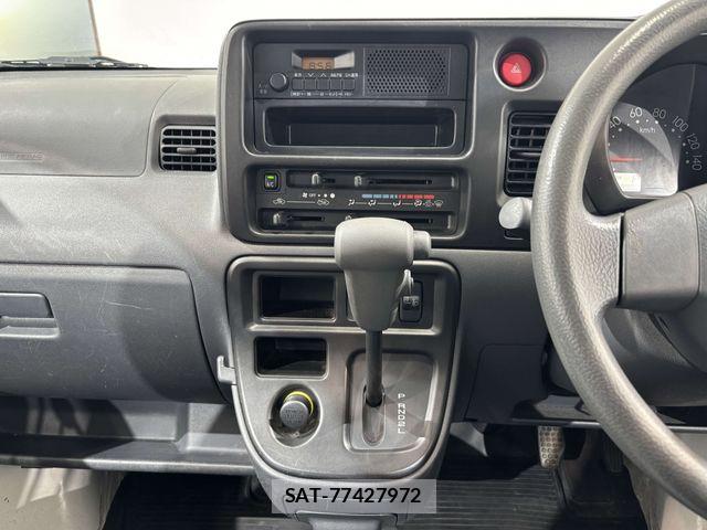 Daihatsu HIJET CARGO 2016-06 7723989-21