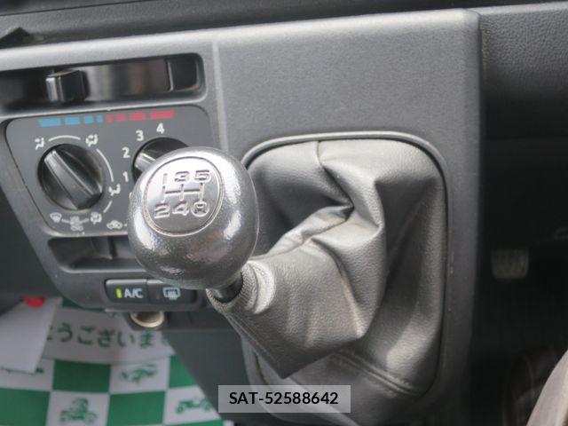 Daihatsu HIJET CARGO 2022-07 7902701-15