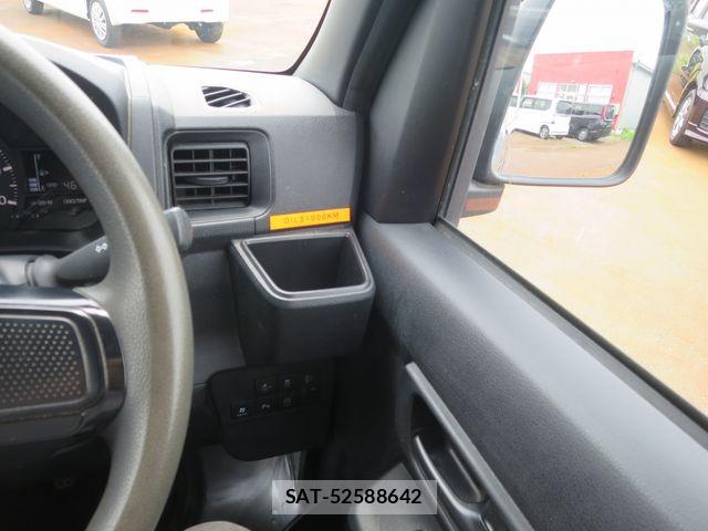 Daihatsu HIJET CARGO 2022-07 7902701-25
