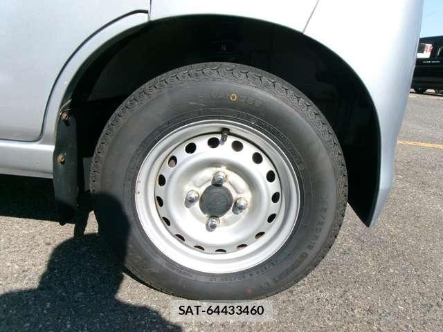 Daihatsu HIJET CARGO 2010-11 7961979-15