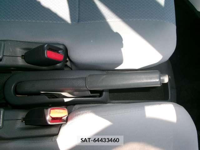 Daihatsu HIJET CARGO 2010-11 7961979-26