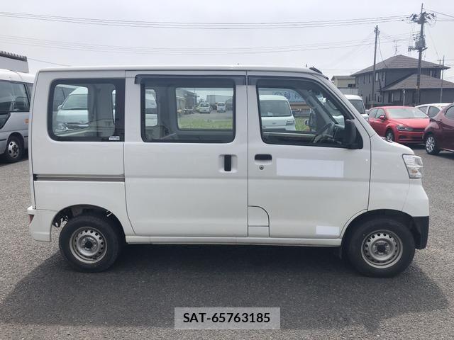 Daihatsu HIJET CARGO 2018-05 7979434-3