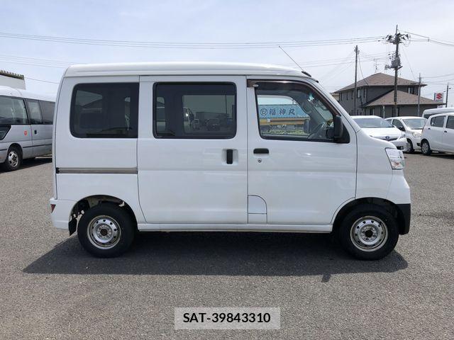 Daihatsu HIJET CARGO 2020-04 7979437-3