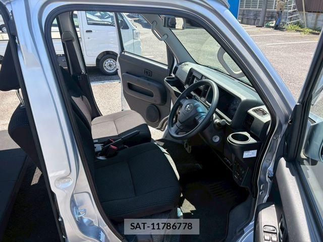 Daihatsu HIJET CARGO 2021-02 7979430-13