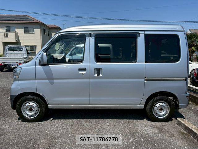 Daihatsu HIJET CARGO 2021-02 7979430-7