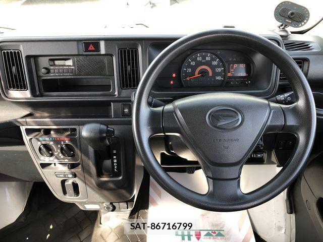 Daihatsu HIJET CARGO 2018-04 7979431-14