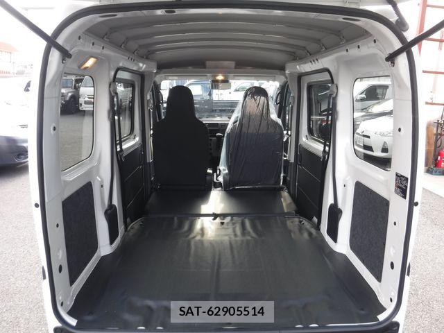 Daihatsu HIJET CARGO 2026-06 8035912-9