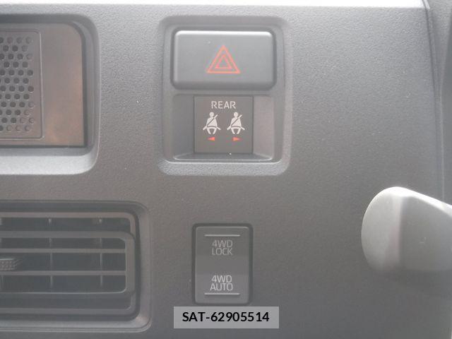 Daihatsu HIJET CARGO 2026-06 8035912-18