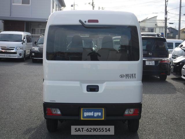 Daihatsu HIJET CARGO 2026-06 8035912-5