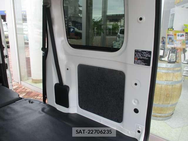 Daihatsu HIJET CARGO 2026-05 8035910-18