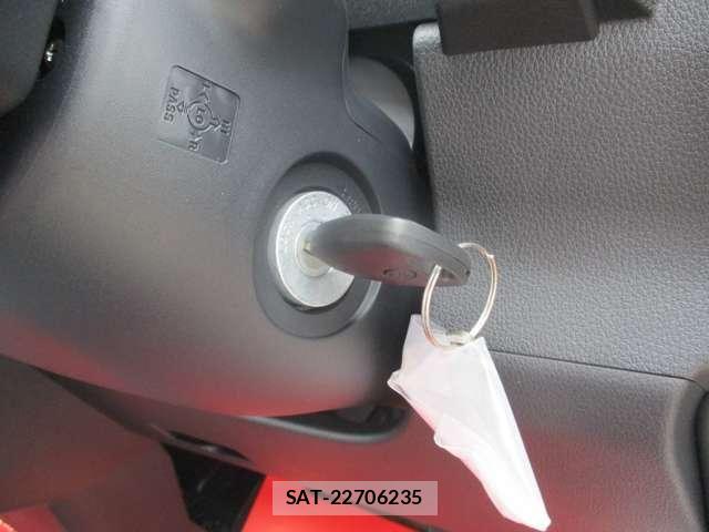 Daihatsu HIJET CARGO 2026-05 8035910-24