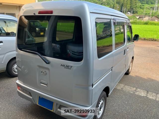 Daihatsu HIJET CARGO 2019-09 8035920-3