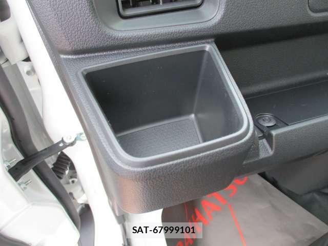 Daihatsu HIJET CARGO 2026-05 8035909-29