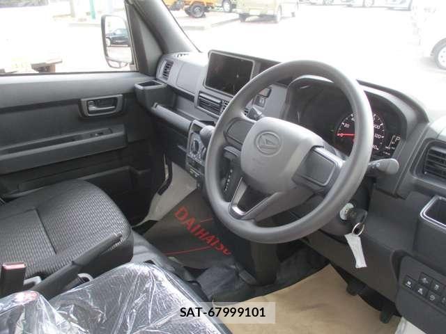 Daihatsu HIJET CARGO 2026-05 8035909-7