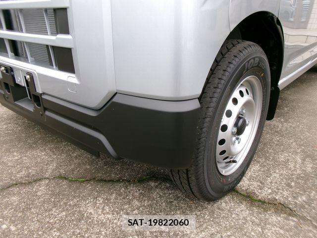 Daihatsu HIJET CARGO 2026-06 8035913-16