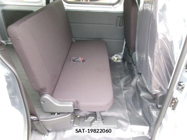 Daihatsu HIJET CARGO 2026-06 8035913-23