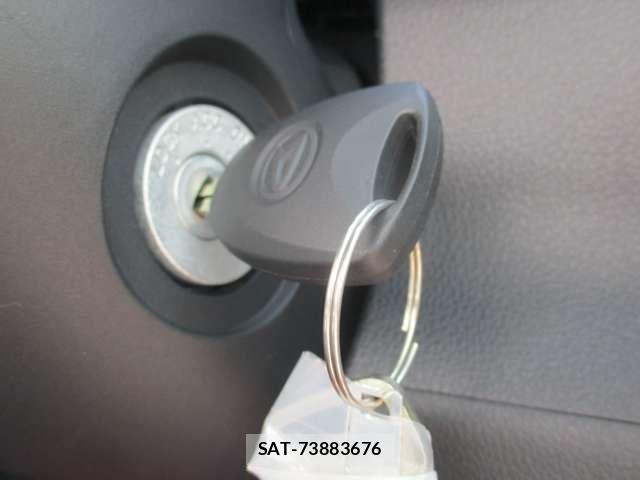 Daihatsu HIJET CARGO 2026-05 8035911-11