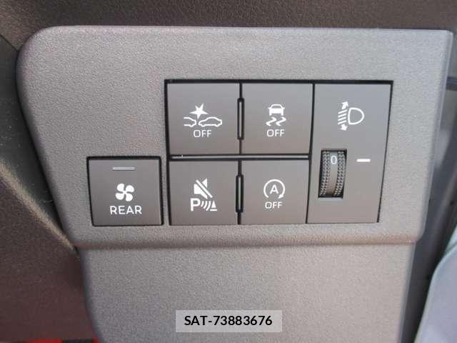 Daihatsu HIJET CARGO 2026-05 8035911-12