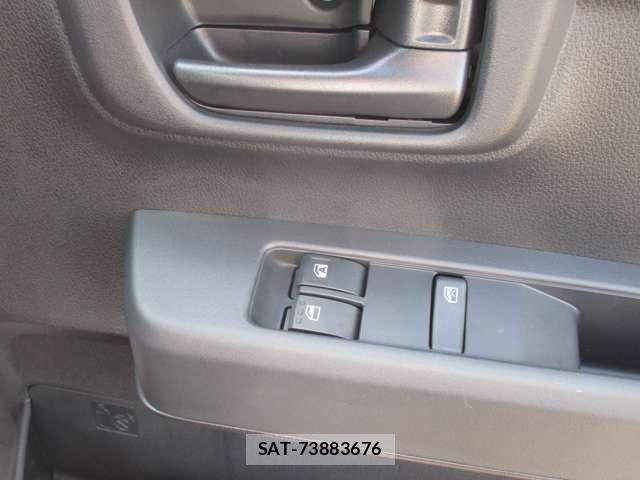 Daihatsu HIJET CARGO 2026-05 8035911-13