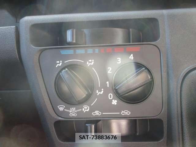 Daihatsu HIJET CARGO 2026-05 8035911-15