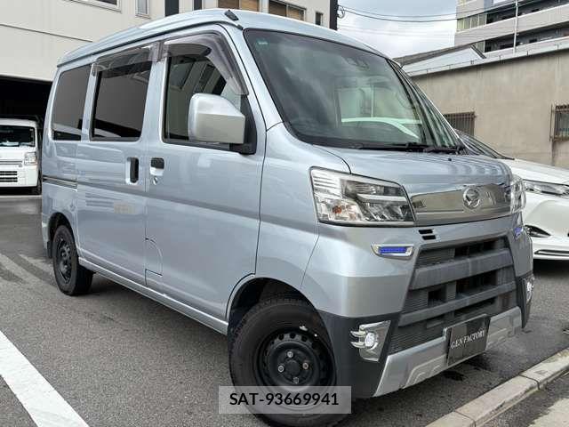 Daihatsu HIJET CARGO 2018-01 8073981-2