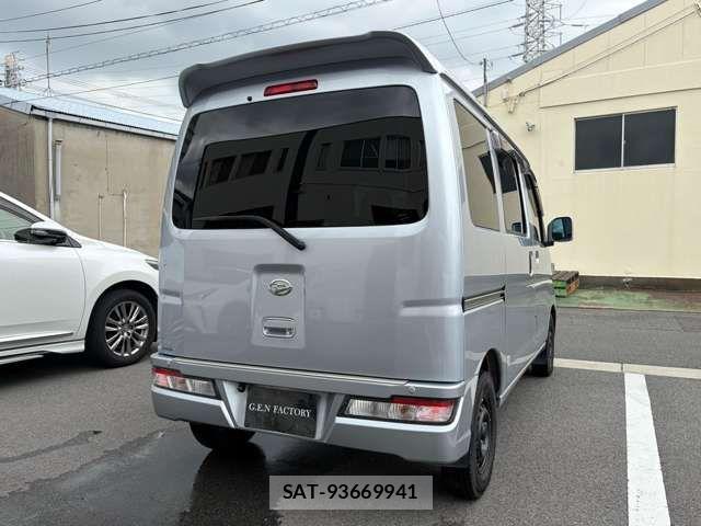 Daihatsu HIJET CARGO 2018-01 8073981-5