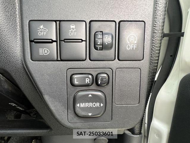 Daihatsu HIJET CARGO 2019-09 8073980-11
