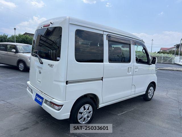 Daihatsu HIJET CARGO 2019-09 8073980-3