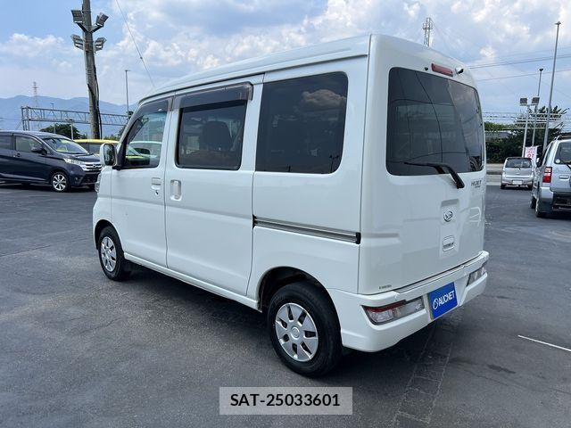 Daihatsu HIJET CARGO 2019-09 8073980-5