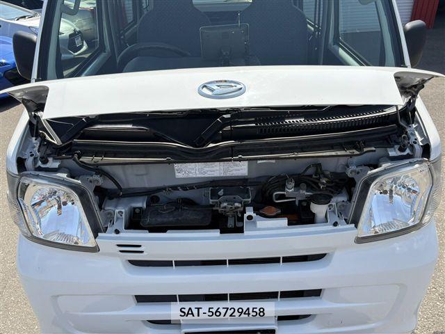 Daihatsu HIJET CARGO 2017-04 8073990-27